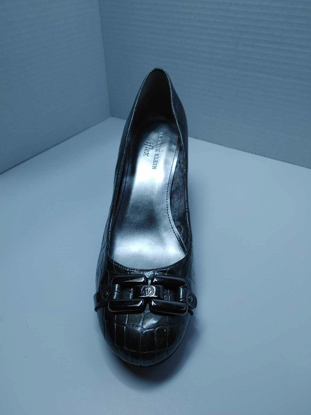 AK Anne klein iflex Block Heels Shoes Sz 9M Pewter Croc Print  in Women's - Shoes in Brockville - Image 3