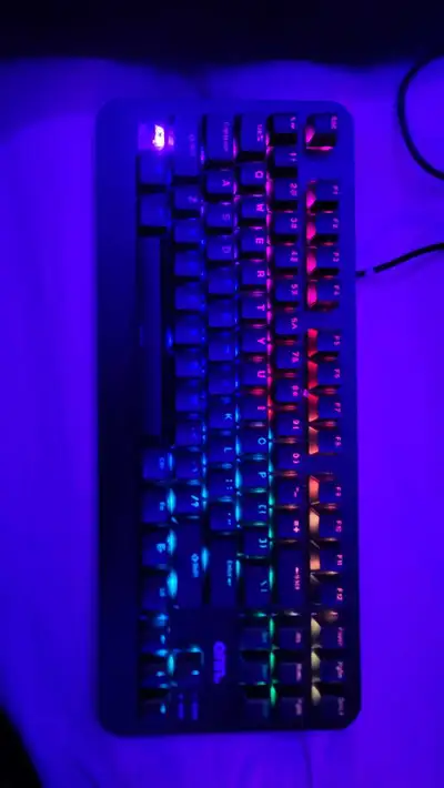 Gaming keyboard good condition it's only missing one key but if you press the button it will still w...