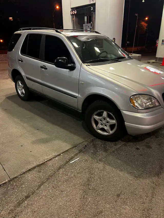 1999 Mercedes Benz ML320