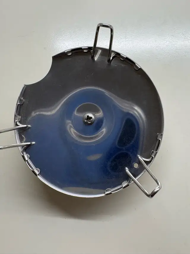 Corningware Metal Tea Pot Lid in Kitchen & Dining Wares in Mississauga / Peel Region - Image 3