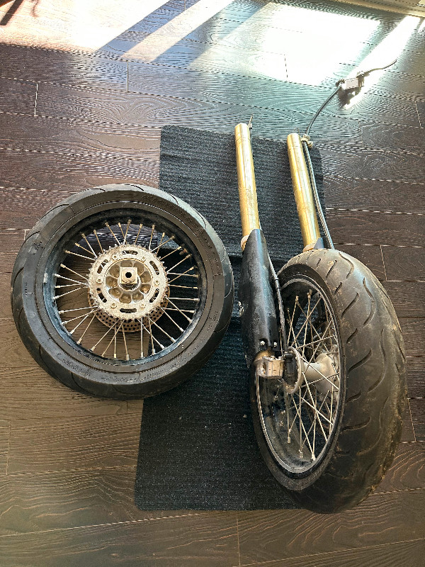 DRZ400 SM  Wheels and forks in Dirt Bikes & Motocross in Saskatoon