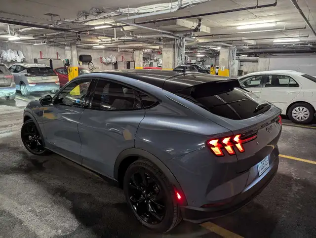 Ford Mustang Mach-E Select in Cars & Trucks in Sherbrooke - Image 4