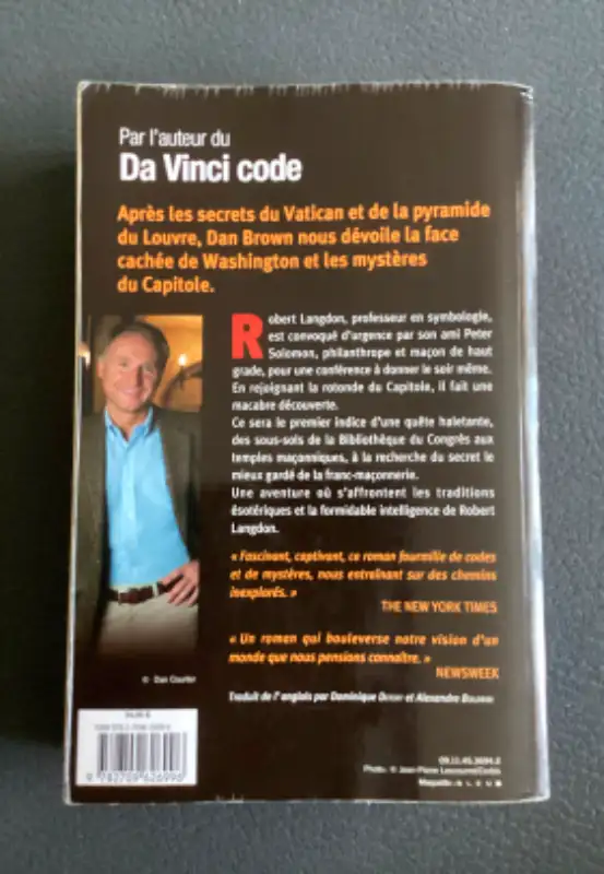Books - Some Dan Brown novels63735877112451123