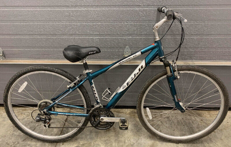 Fuji monterey 3.0 women's cheap comfort bike