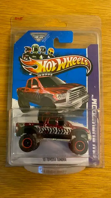 2013 Hot Wheels Showroom Super T-Hunt '10 Toyota Tundra, View more
