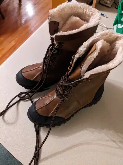 London Fog, Woman's Lined Winter BootsCA$60, View more