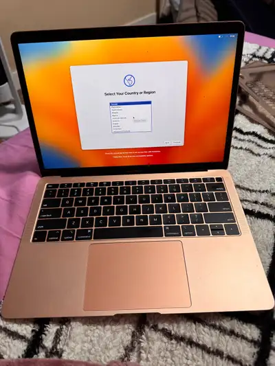 Original Owner/Well Maintained 2019 Macbook Air Laptop, View more