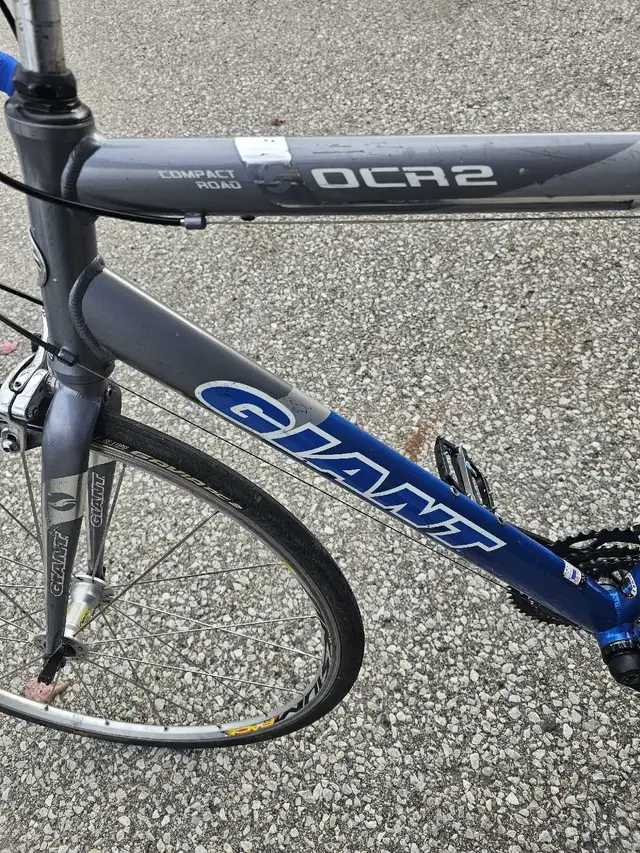 Giant OCR 2 road bike... in Road in City of Toronto - Image 11
