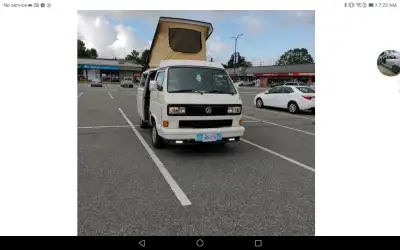 1991 VW wesfalia fully restored 4 speed manual .. sink .stove.fridge . Electric out let located in B...