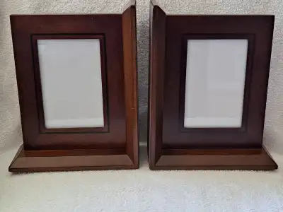 Book Holders - Wow Factor!, View more