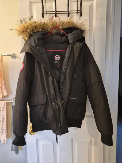 Black Men's Small Canada Goose Jacket, View more