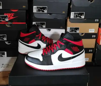 AIR JORDAN 1 MID MEN'S SZ12 BRAND NEW IN BOX , View more