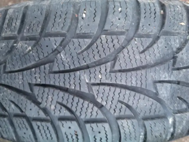 3 WINTER TIRES 225/60 R17 DIFF BRANDS ON STEEL RIMS 80 EACH in Tires & Rims in Barrie - Image 4