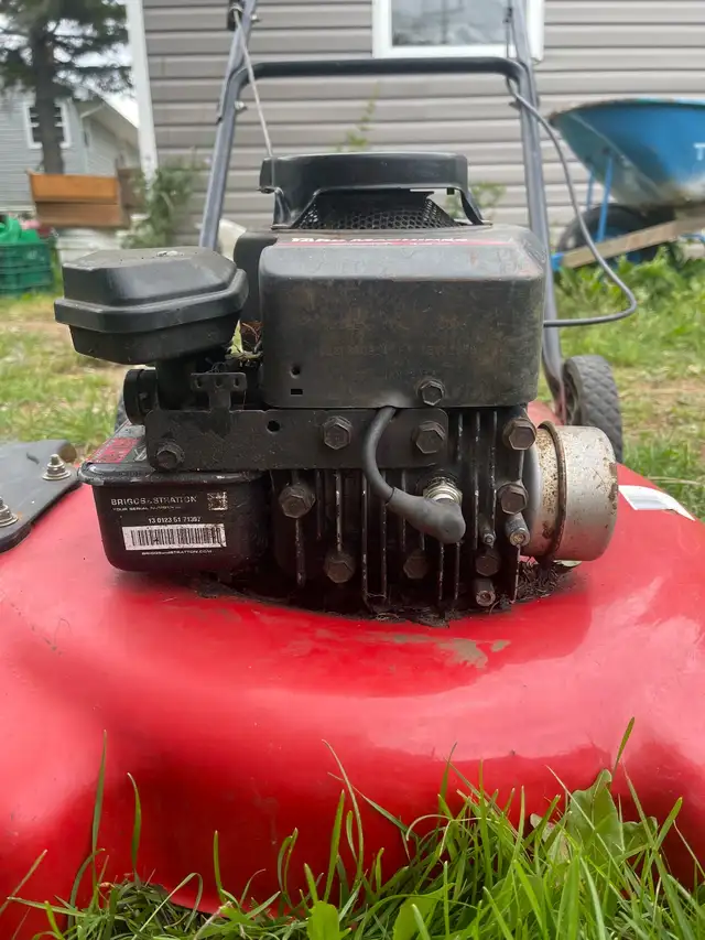 Yard Machines Lawn Mower in Lawnmowers & Leaf Blowers in Annapolis Valley - Image 4
