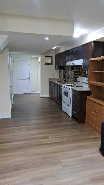 1 Bedroom Basement for Rent at Tenth Line and Thomas Street