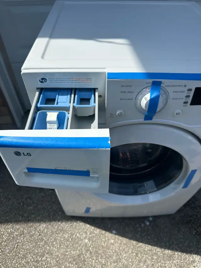 27” LG WASHER AND DRYER SET FRONT LOAD STACKABLE FULL CAPACITY  in Washers & Dryers in City of Toronto - Image 3
