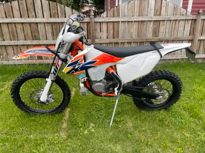 2019 KTM 300XCW Only 22 hours Recluse clutch Switch to change tuning on the go Springs front and bac...