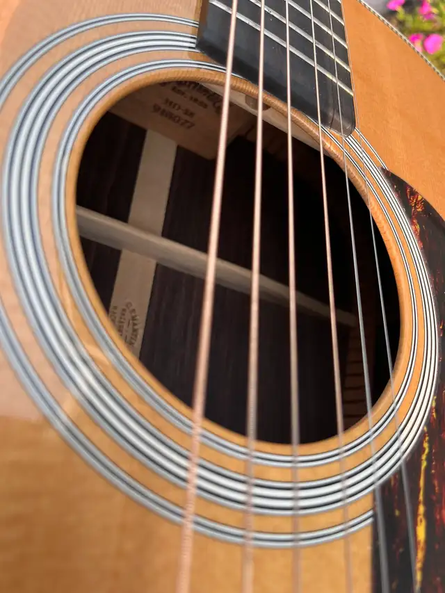 Martin HD-28 Guitar526212414623590402
