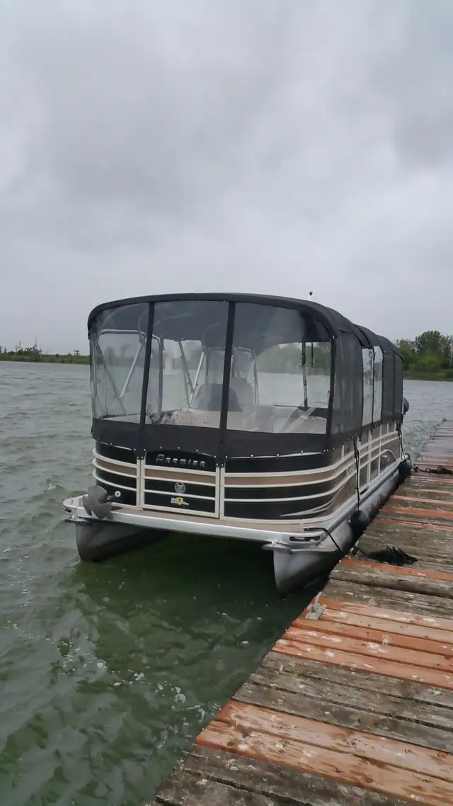 Ponton premier 25' mercury 150 2014 in Powerboats & Motorboats in Longueuil / South Shore - Image 5