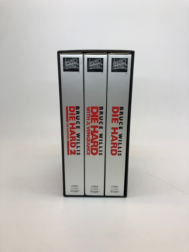 Die Hard VHS Box Set EUC  
 in CDs, DVDs & Blu-ray in Bedford