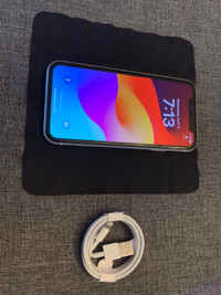 iPhone XR White 64GB -  Battery 78%
