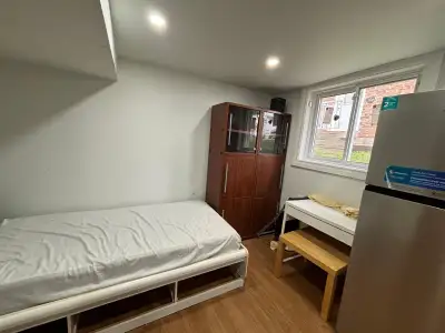 Furnished room for rent near Trent Durham, Ontario tech university, Durham university and Gm motors...