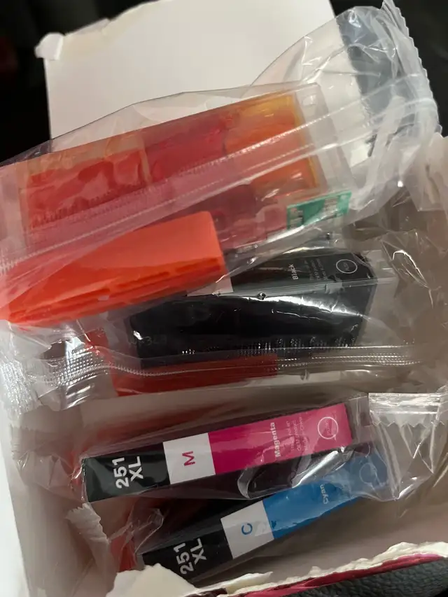 PGI-250XL CLI-251XL Printer Ink Cartridges for Canon 250 and 251 in Printers, Scanners & Fax in Kitchener / Waterloo - Image 7