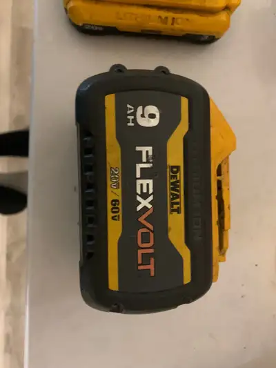 Dewalt 9Amp Flex Volt battery 