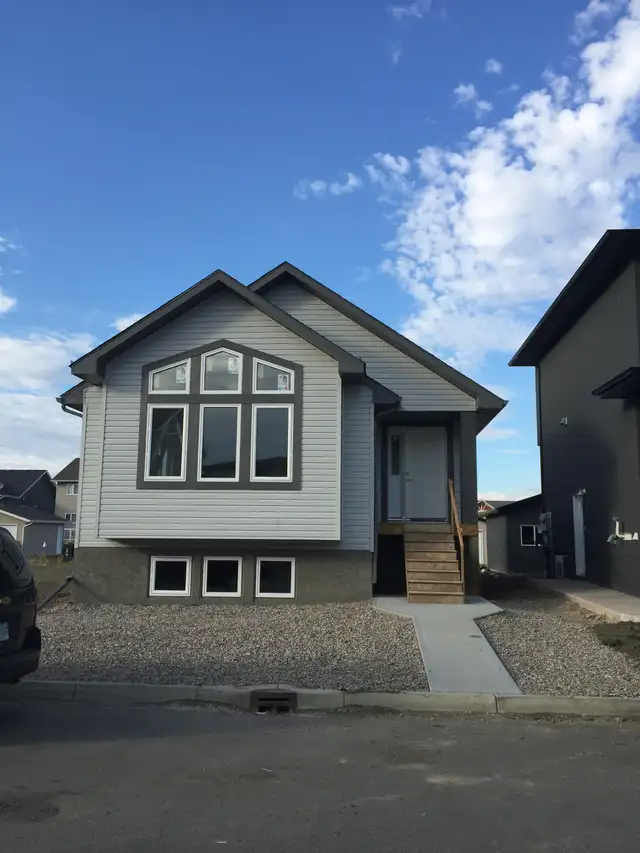 2 Bedroom Legal Basement Suite–Harbour Landing–Available May 1st