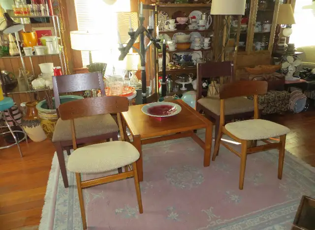 PAST and PRESENT ANTIQUES - MID CENTURY MODERN FURNITURE in Arts & Collectibles in Saskatoon - Image 3