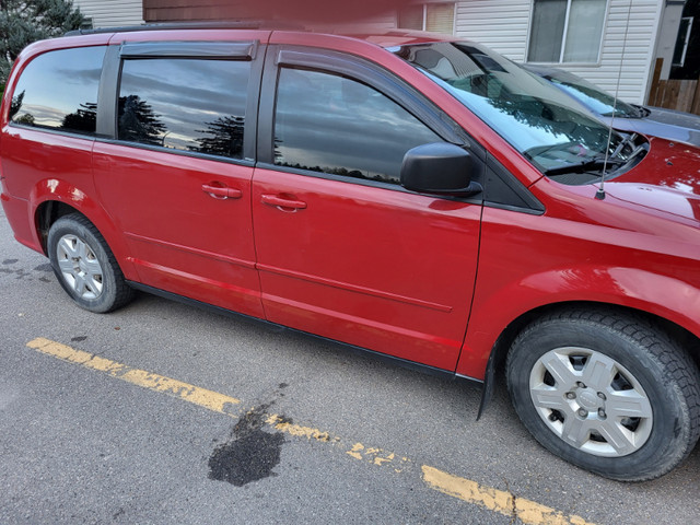 2012 Dodge Caravan -ACTIVE STATUS! Drives great in Cars & Trucks in Calgary - Image 3