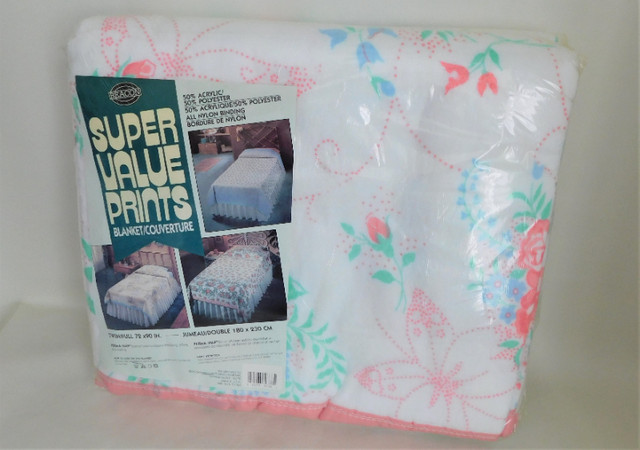 Vintage 1970's BEACON Butterfly Floral Print Blanket - Twin/Full in Bedding in Cambridge