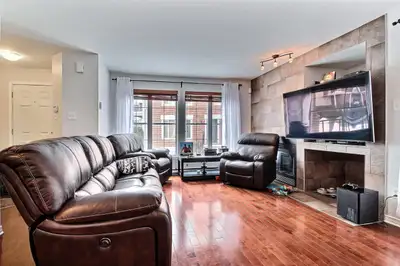 2 Bed 2 Bath  Townhouse for rent in Brossard DiX30