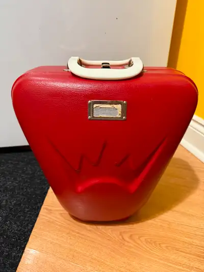 Union Made Bowling Ball Bag Hard Shell Carrying Case With Ball, View more