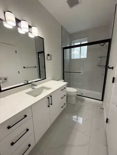 - 2 bedroom basement - 1 full bathroom - washer / dryer included - street parking available - 5-10 m...