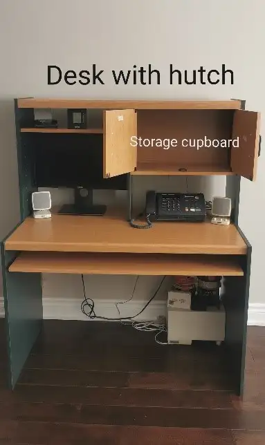 Desk with Hutch in Hutches & Display Cabinets in Oshawa / Durham Region - Image 4