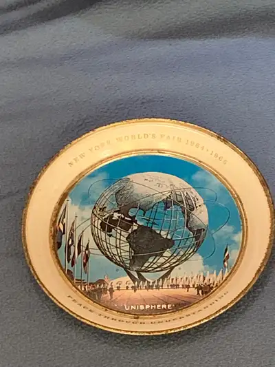 Souvenir plate New York World's Fair 1964-65, View more