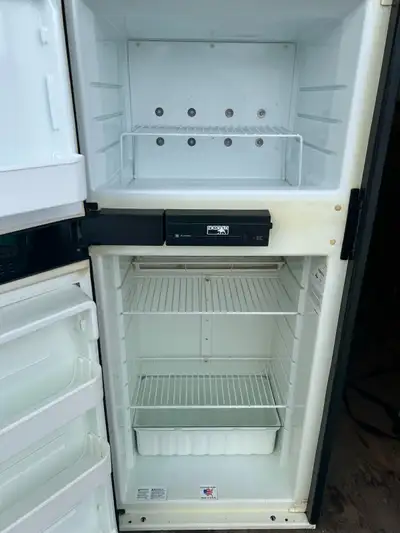 Model N611V Can be viewed running. Pick up in the town of legal. Call or text 780-974-0641 or messag...