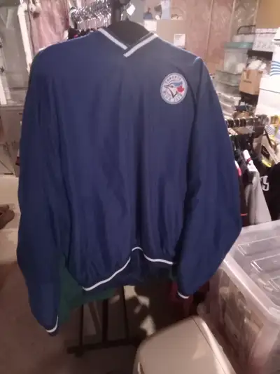BLUE TORONTO BLUE JAYS PULLOVER JACKET ADULT SIZE XL GREAT DEAL!, View more