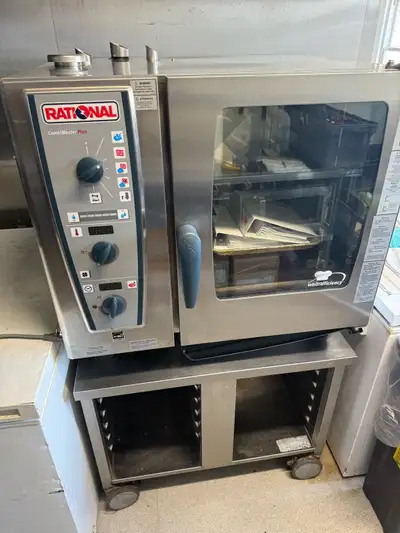Very Lightly Used Rational Natural Gas Combi Master Plus (1/2 Pan) with Wheeled Stand. Bought during...