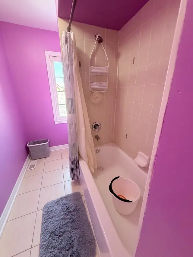 shared and private Room for rent in Room Rentals & Roommates in Mississauga / Peel Region - Image 7