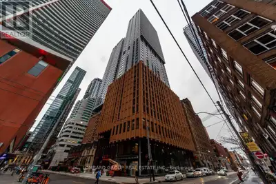 Discover modern luxury in this brand-new Encore Theatre District Condo! This exceptional 3-bedroom,...