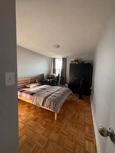 Private room for rent