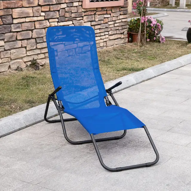 Out sunny Foldable Patio Lounge Chair in Patio & Garden Furniture in Markham / York Region - Image 3