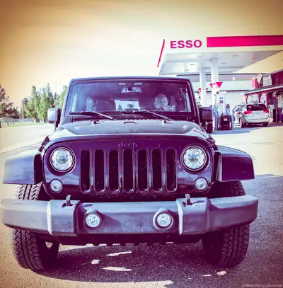 2017 Jeep Wrangler Sahara Unlimited 100K mileage no trades
