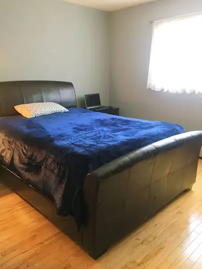 Rooms for rent in Uptown. $700- $850 per month I have 2 furnished rooms for females in an amazing, l...