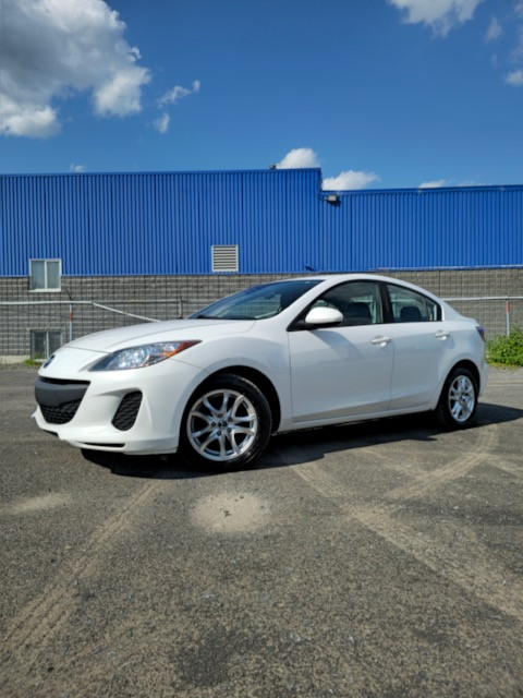 Mazda3 2013 dans Autos et camions  à Ville de Montréal - Image 2