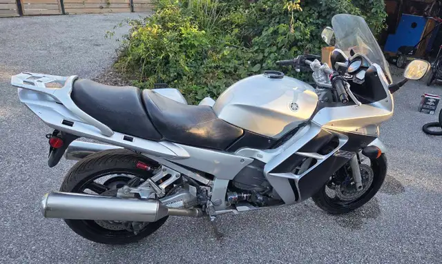 2003 Yamaha FJR1300 in Sport Touring in Barrie - Image 3