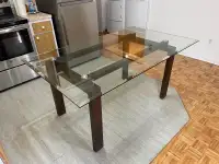 Kitchen table / Modern table
