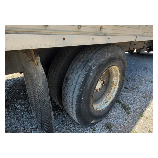 International 5 Ton 2004 in Heavy Trucks in Windsor Region - Image 4
